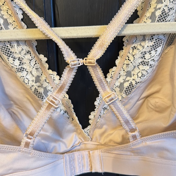 NWOT Wacoal Matching Bra and Panty Set - Picture 4 of 8